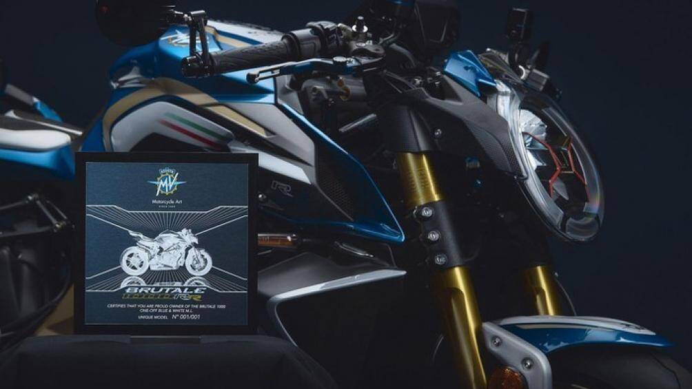 Hệ thống chống bó cứng phanh ABS hay hệ thống sang số nhanh hai chiều quickshifter là những trang bị tiêu chuẩn trên Brutale 1000RR ML Edition