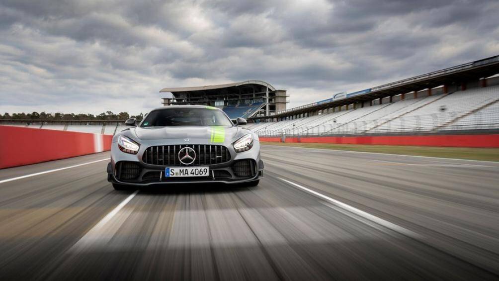 Ngoài Mercedes-AMG GT R Pro 2021, AMG Performance Center còn phân phối các dòng xe hiệu suất cao khác của Mercedes tại nơi đây
