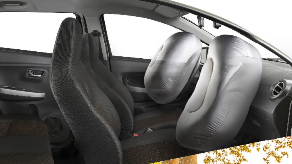 Về trang bị an toàn, tất cả các biến thể của Toyota Wigo 2021 mới tại thị trường này đều được trang bị túi khí kép cho hàng ghế trước...