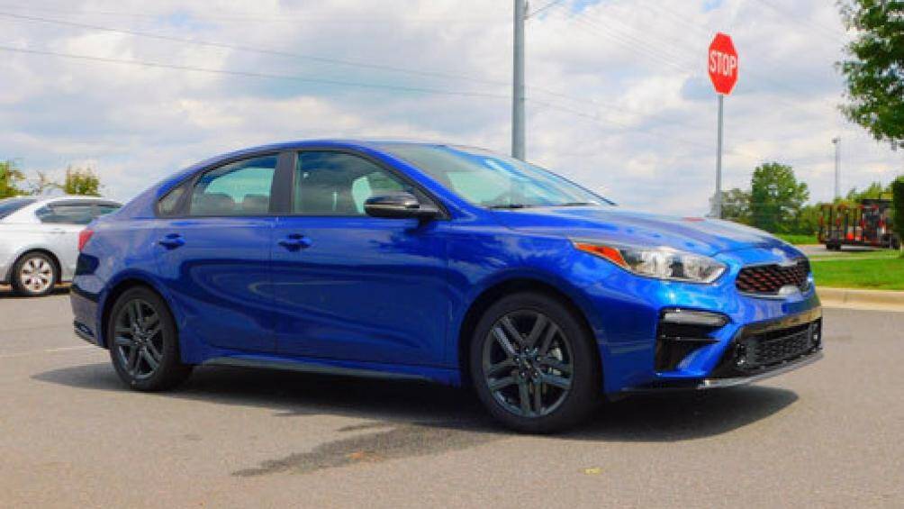 3. Kia Forte 2020 (giá: 17.890-23.090 USD)