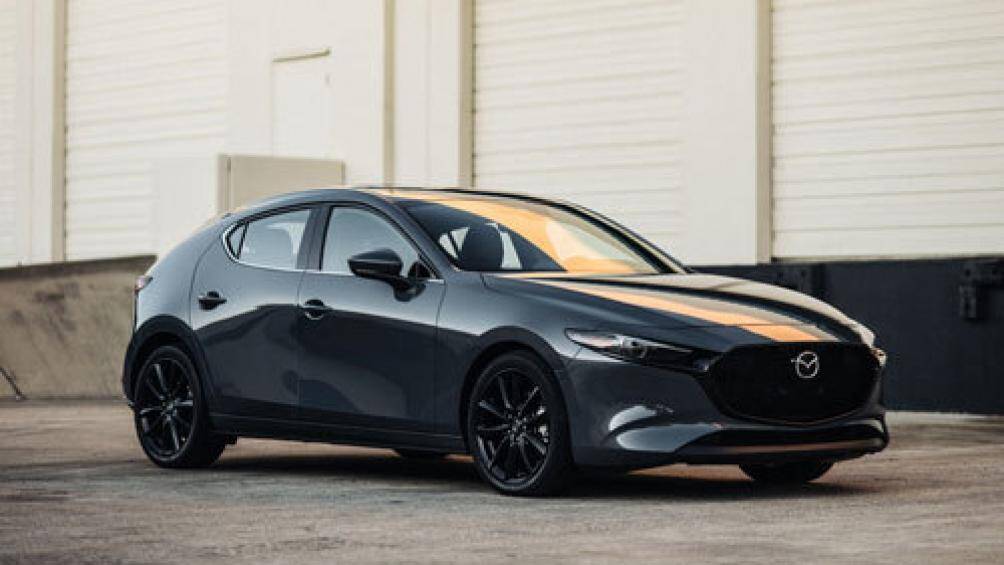 5. Mazda 3 2020 (giá: 21.500-28.900 USD)