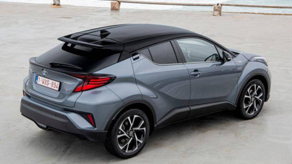 9. Toyota C-HR 2020 (giá: 21.295-26.350 USD)