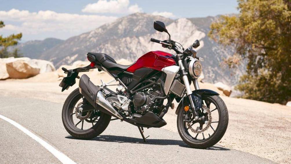 13. Honda CB300R (140 triệu đồng)