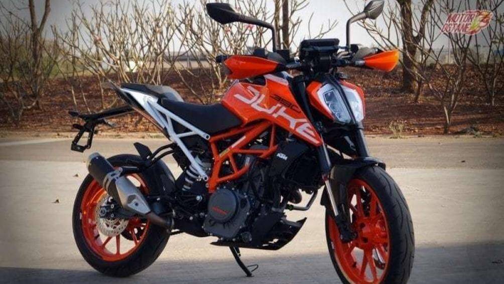 9. KTM Duke 390 (165 triệu đồng)