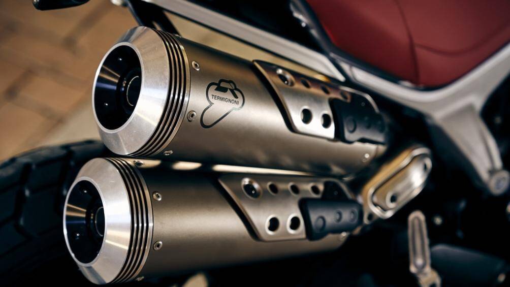 Trái tim của chiếc xe vẫn là khối động cơ L-Twin, dung tích 1079cc, làm mát bằng dầu và không khí kết hợp, cho ra công suất tối đa 86 mã lực