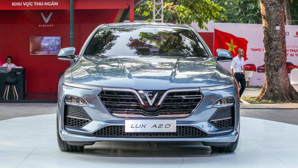 8. VinFast Lux A 2.0 nâng cao được giảm từ 121 đến 146 triệu đồng tiền lệ phí trước bạ