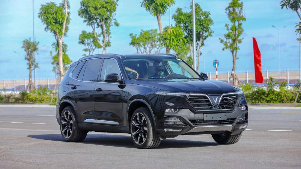 3. VinFast Lux SA2.0 cao cấp
được giảm từ 186 đến 224 triệu đồng tiền lệ phí trước bạ