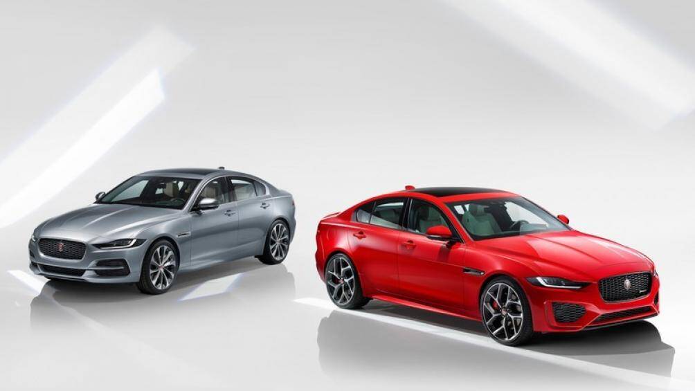 Mới đây, mẫu Jaguar XE thế hệ mới đã chính thức "cập bến" thị trường Việt Nam với mức giá từ 2,61 tỷ đồng
