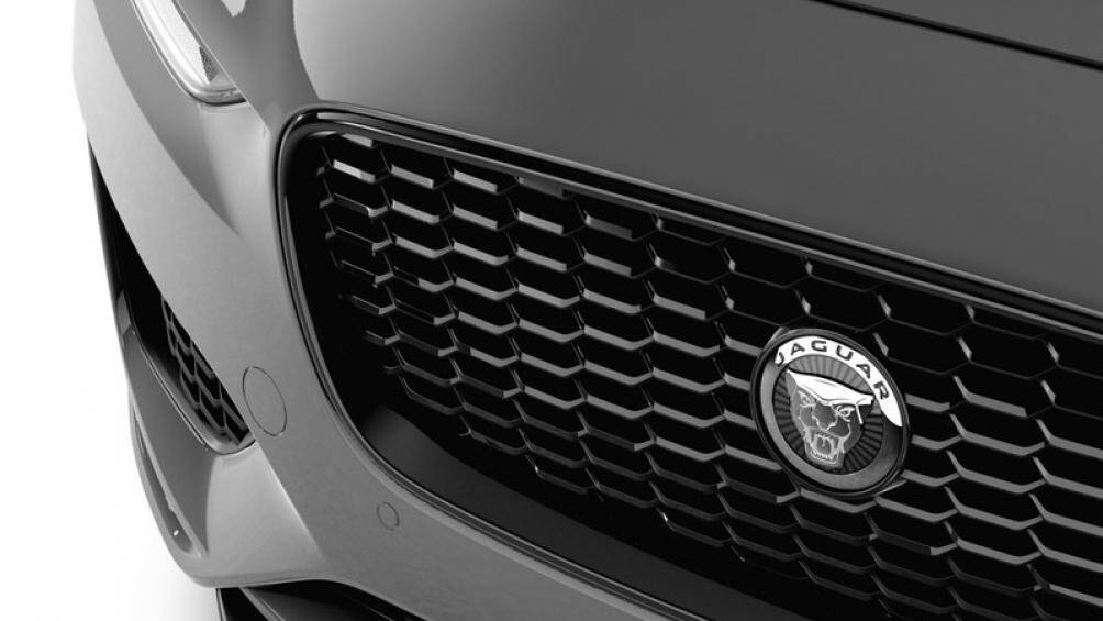 Màn hình tương tác người lái 12,3 inch với đồ họa rõ nét, hiển thị bản đồ 3D, cài đặt cấu hình xe, hiển thị các thông tin từ điện thoại và tính năng giải trí