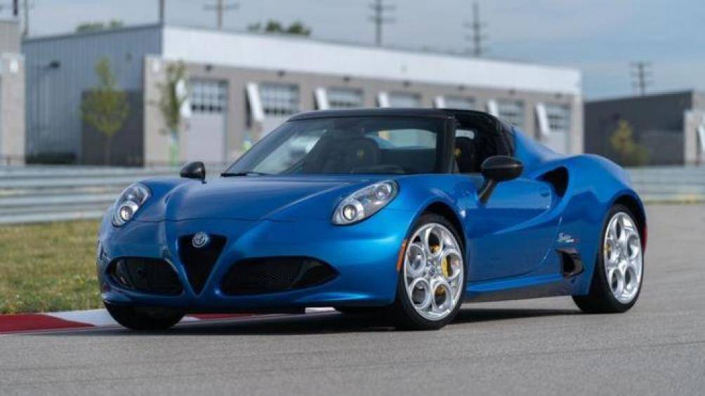 Alfa Romeo 4C Coupe đã ngưng sản xuất ở Mỹ và mẫu Spider có lẽ sẽ là dòng xe tiếp theo