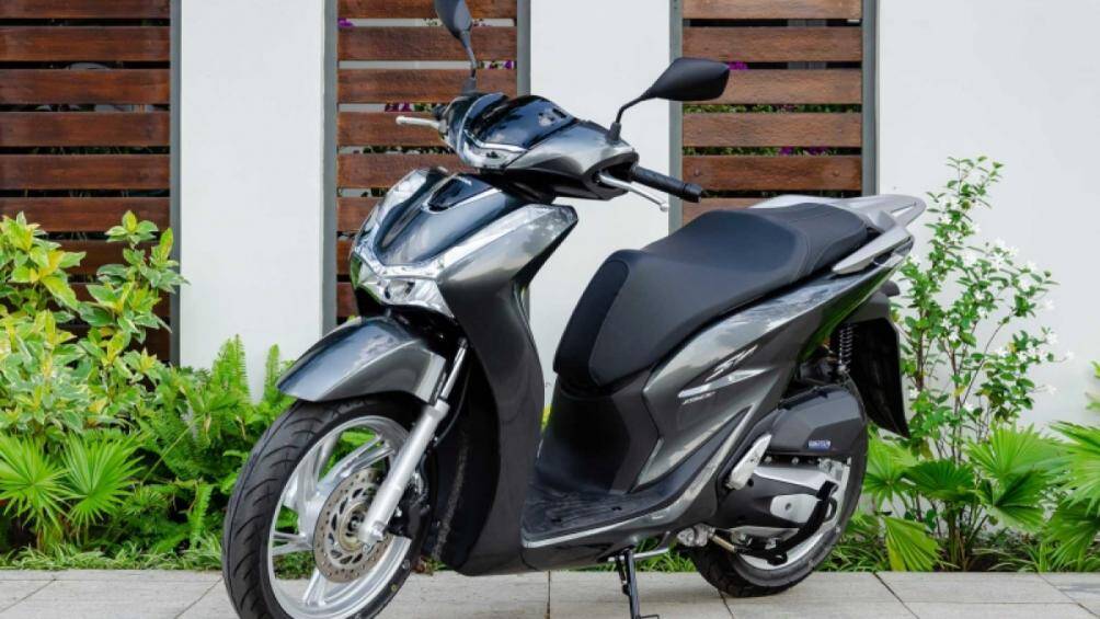 Honda SH 150 ABS 2020: 105,9 triệu đồng