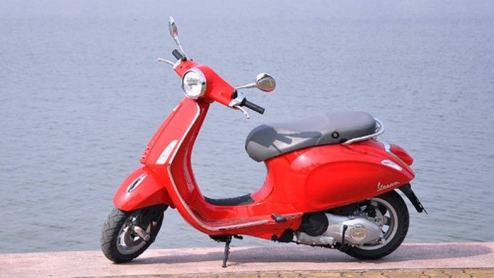 Vespa Primavera RED: 82,5 triệu đồng