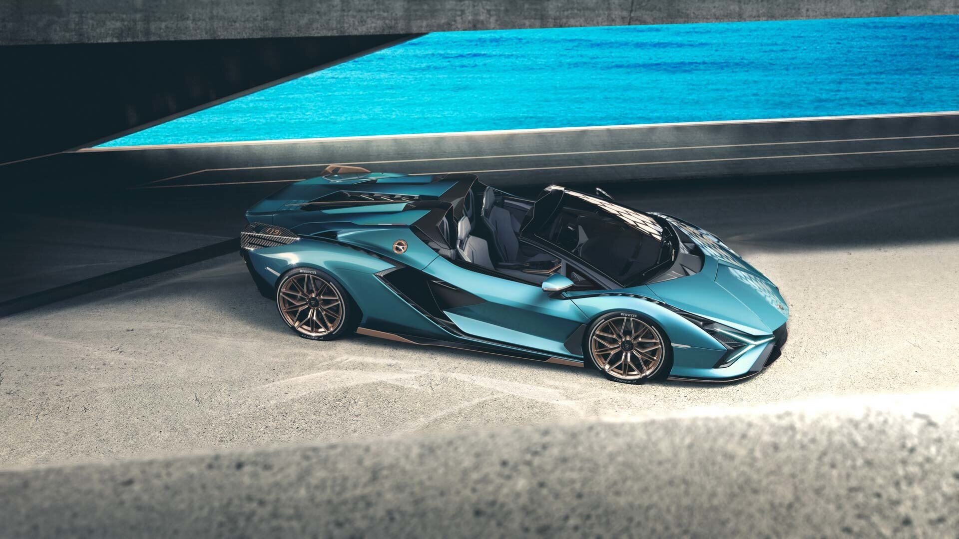 Đây là biến thể mui trần của mẫu Sián Coupe đã được ra mắt cách đây gần 1 năm. Hiện toàn bộ 19 chiếc xe đều đã có chủ