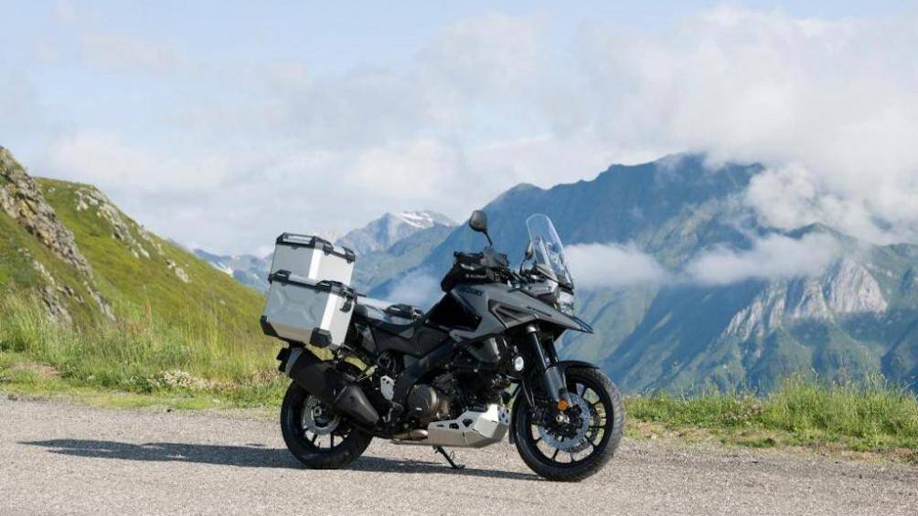 Để thay thế cho phiên bản này, Suzuki V-Strom 1050 2020 thế hệ mới có nhiều thay đổi về thiết kế
