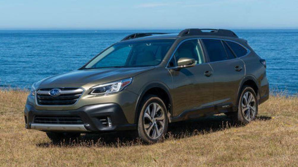 7. Subaru Outback (doanh số: 10.250 chiếc)