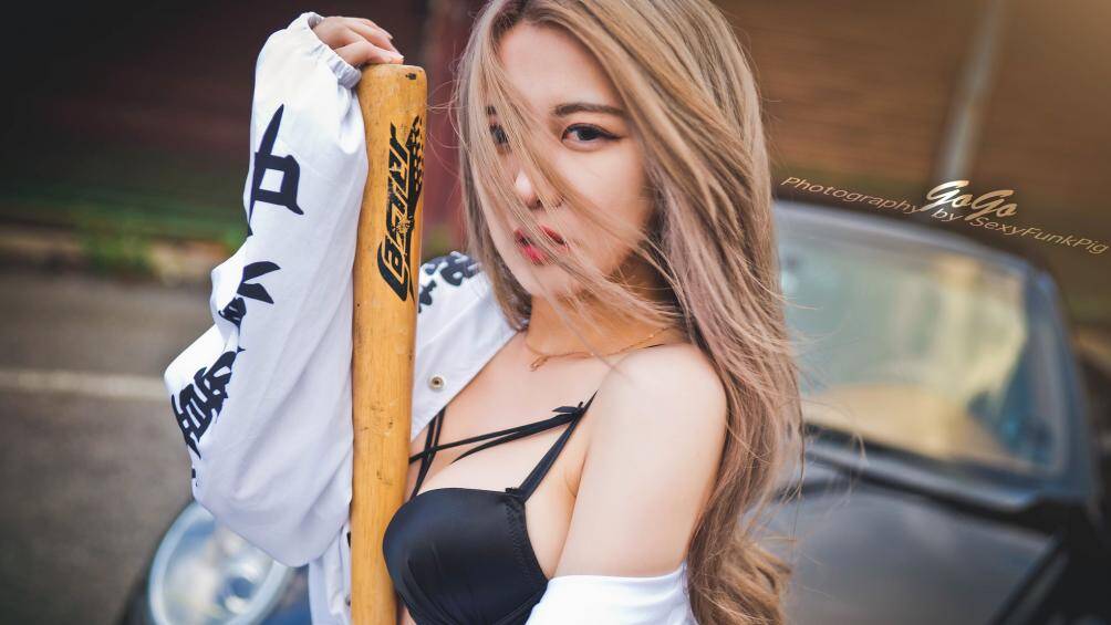 Một số hình ảnh đẹp khác của người mẫu