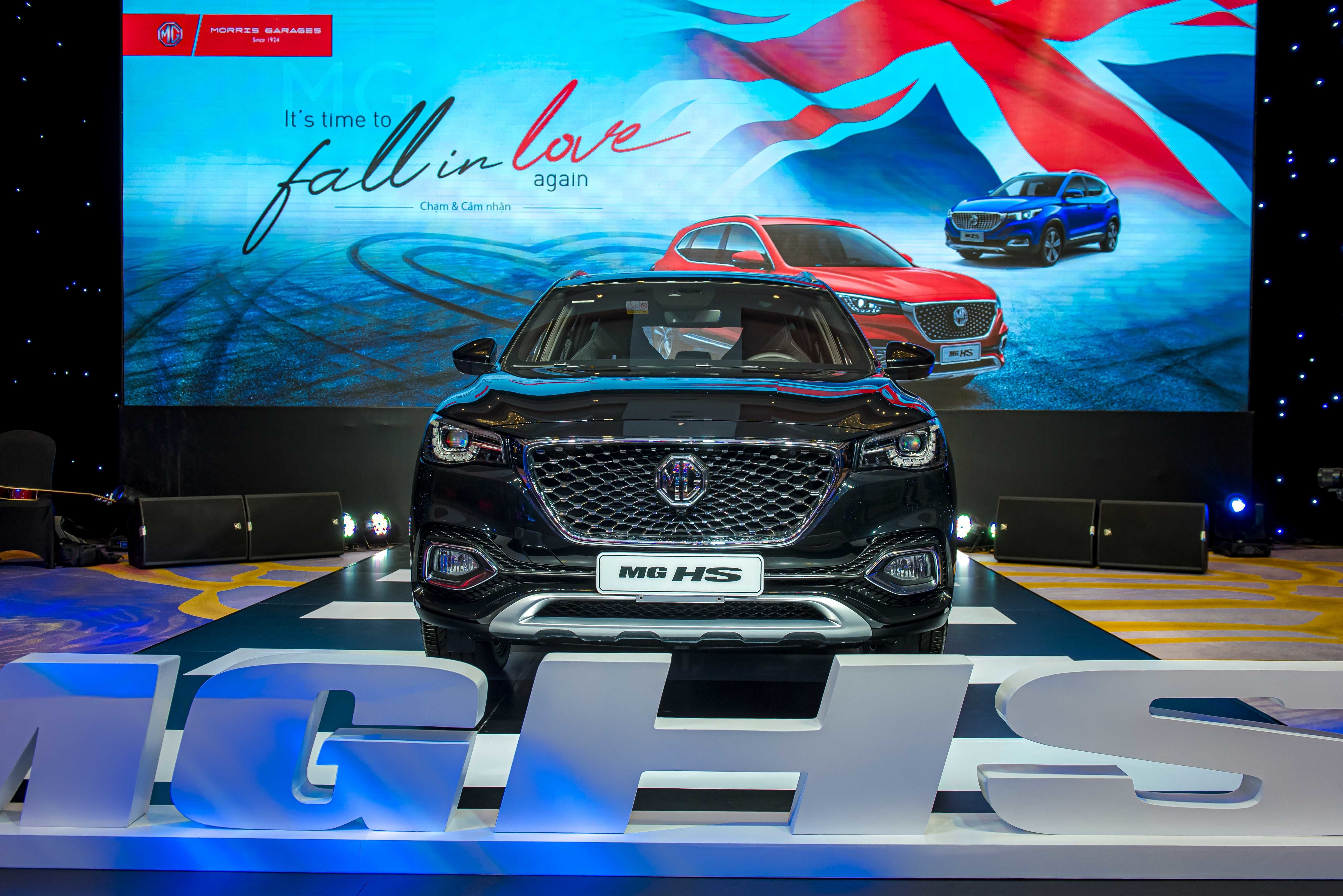 MG HS chính thức ra mắt thị trường Việt Nam chiều 17/7. Về ngoại thất, MG HS 2020 sở hữu dáng vẻ hiện đại với phong cách thiết kế đến từ châu Âu