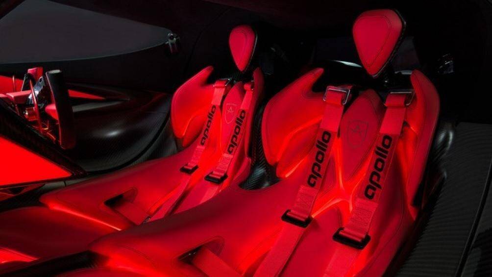 Với sức mạnh đó, IE chỉ cần 2,7 giây để tăng tốc từ 0-100 km/h trước khi đạt vận tốc tối đa 335 km/h