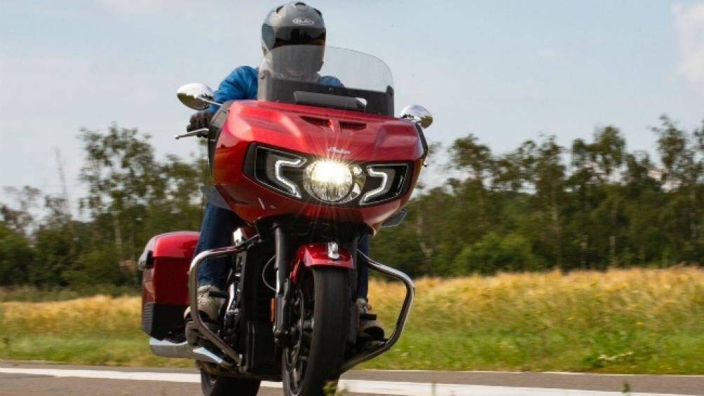 Indian Challenger Limited 2020 la mẫu Touring được sản xuất tại xứ cờ hoa, có thiết kế hoành tráng, đúng chất xe Mỹ