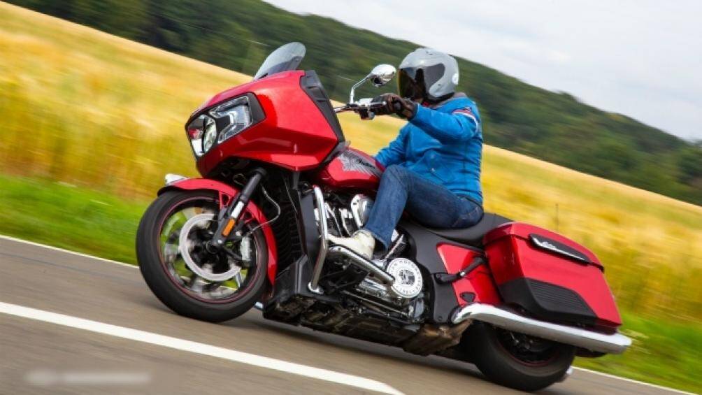 Indian Challenger Limited là mẫu xe đầu tiên trang bị động cơ hoàn toàn mới, dung tích 108 Cu In (khoảng 1769,8 cc)