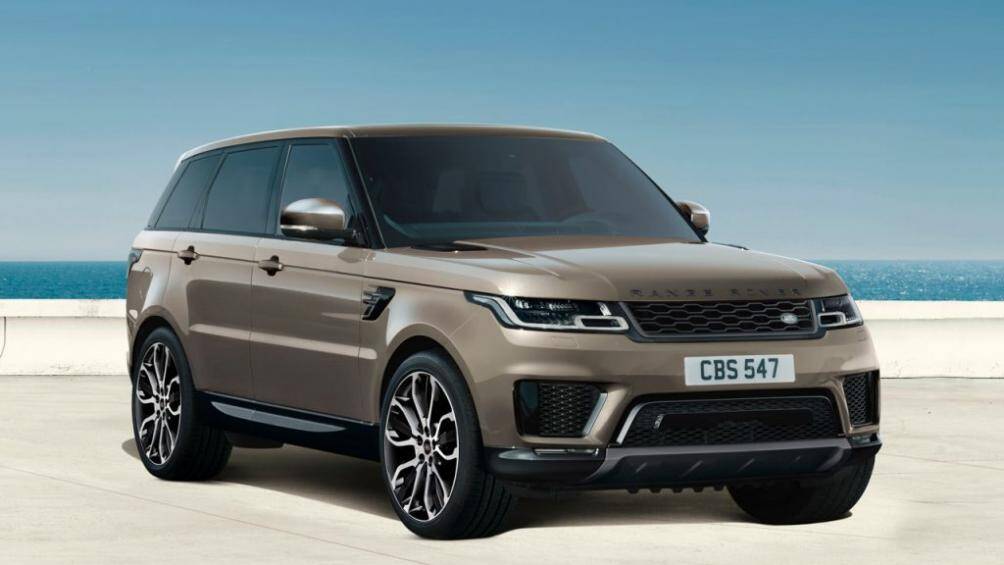 Nổi bật nhất trong lần công bố các phiên bản cập nhật này chính là chiếc Range Rover Sport SVR Carbon Edition