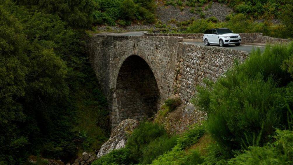 Động cơ này có khả năng sản sinh công suất 254 mã lực và mô-men xoắn 600 Nm