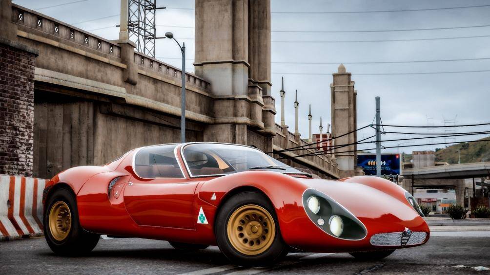 Alfa Romeo 33 Stradale đời 1967, một trong những mẫu xe đua nổi tiếng vào thời điểm bấy giờ