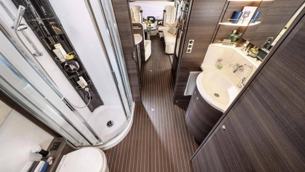 Concorde Liner sở hữu khối động cơ chạy dầu 6 xi-lanh dung tích 7.7 lít, sản sinh 295 mã lực