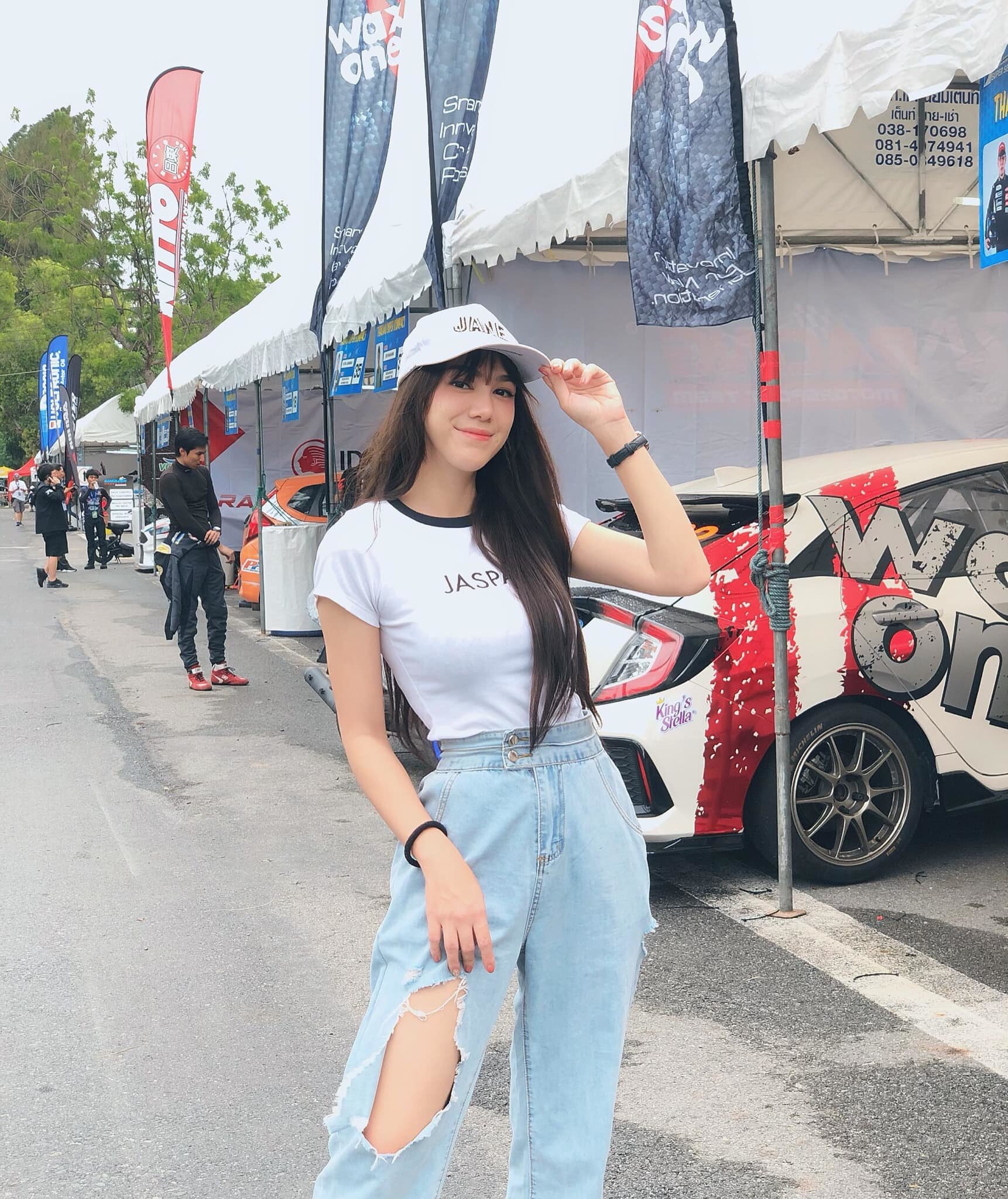 Một số ảnh đẹp khác của người mẫu Janjiravadee Thamatkeng