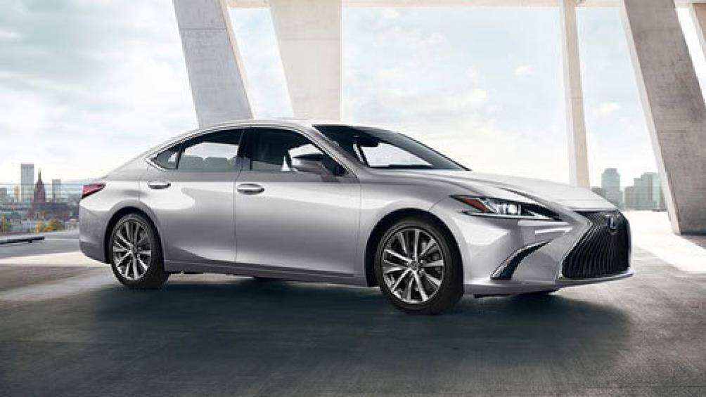 10. Lexus GS 350 2020 (giá: 51.065-54.505 USD)