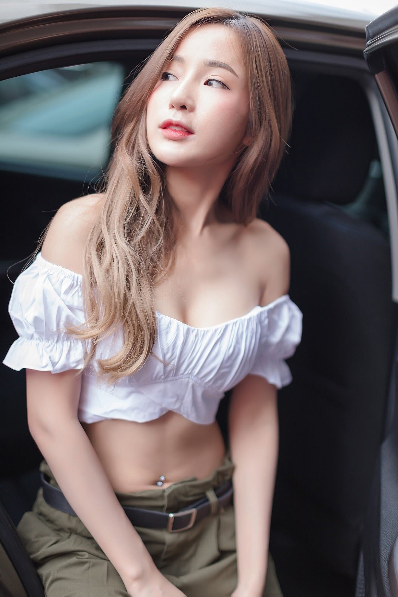 Ngoài ra khuôn mặt của Thanyarat trông rất trẻ trung và xinh đẹp