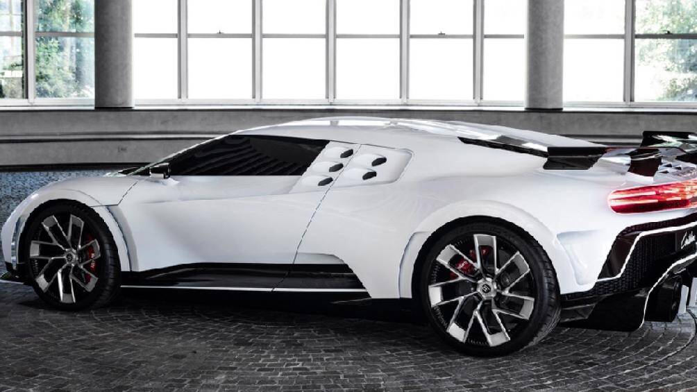 Hông xe có 5 lỗ hình tròn lấy cảm hứng từ EB110 Super Sport, giúp tăng khả năng khí động học