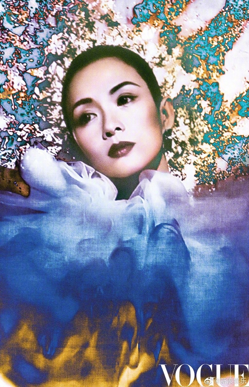 Ở tuổi 41, nữ minh tinh sở hữu vẻ đẹp lạnh và sắc nét