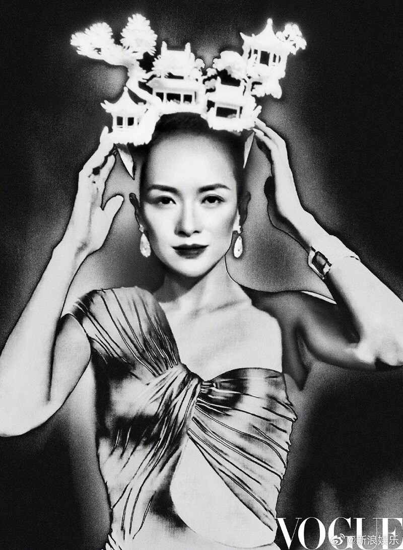 Sau nhiều năm lăn lộn trong ngành giải trí, Chương Tử Di hiện tại đã có một cuộc sống viên mãn, giàu sang.