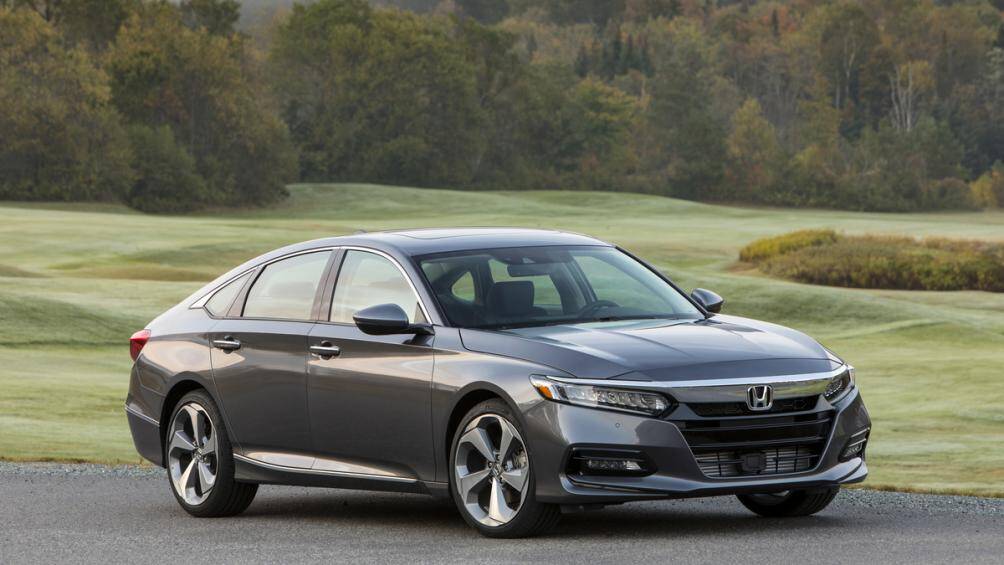 9. Honda đứng ở vị trí thứ 9 với 842 điểm