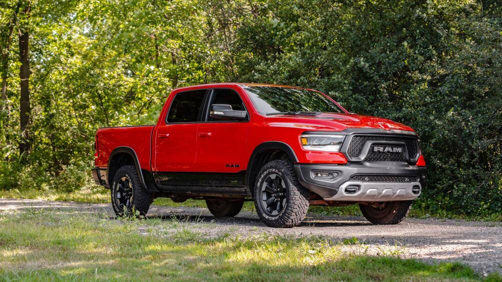 2. RAM, thương hiệu xe bán tải nổi tiếng của Mỹ với 871 điểm