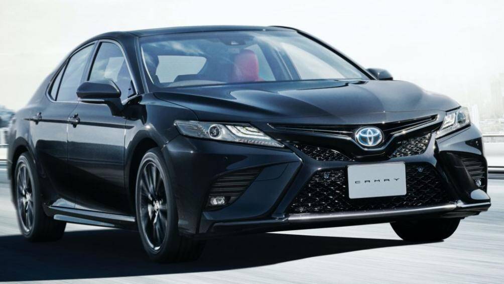 Phiên bản kỷ niệm 40 năm ra mắt lần đầu của Toyota Camry này được sơn màu đen