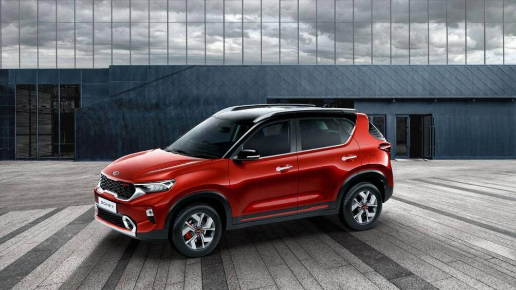 Những hình ảnh thiết kế đầu tiên về cả nội và ngoại thất của mẫu SUV cỡ nhỏ Kia Sonet 2021 vừa được lộ diện tại Ấn Độ