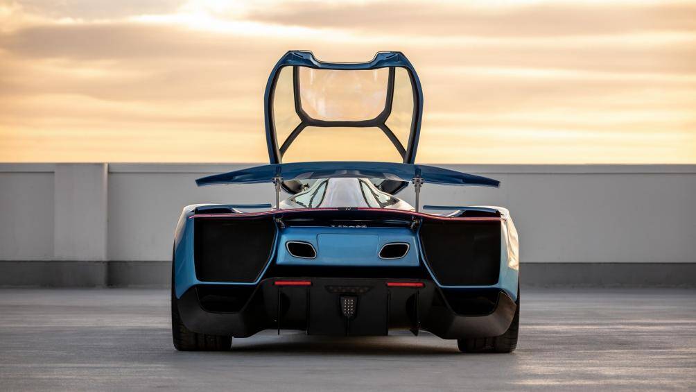 Xe sẽ được sản xuất tại Pháp từ năm 2021, giá khởi điểm là 2,3 triệu USD (tương đương 53 tỷ đồng), tuy nhiên số lượng xe được sản xuất chỉ dừng lại ở con số 30 xe