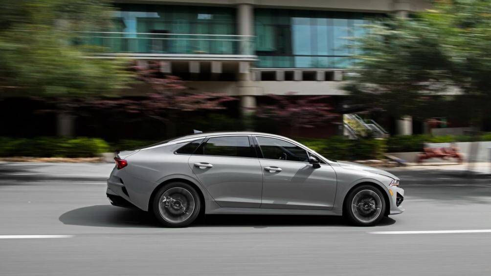 Xe được trang bị la-zang kích thước 19 inch