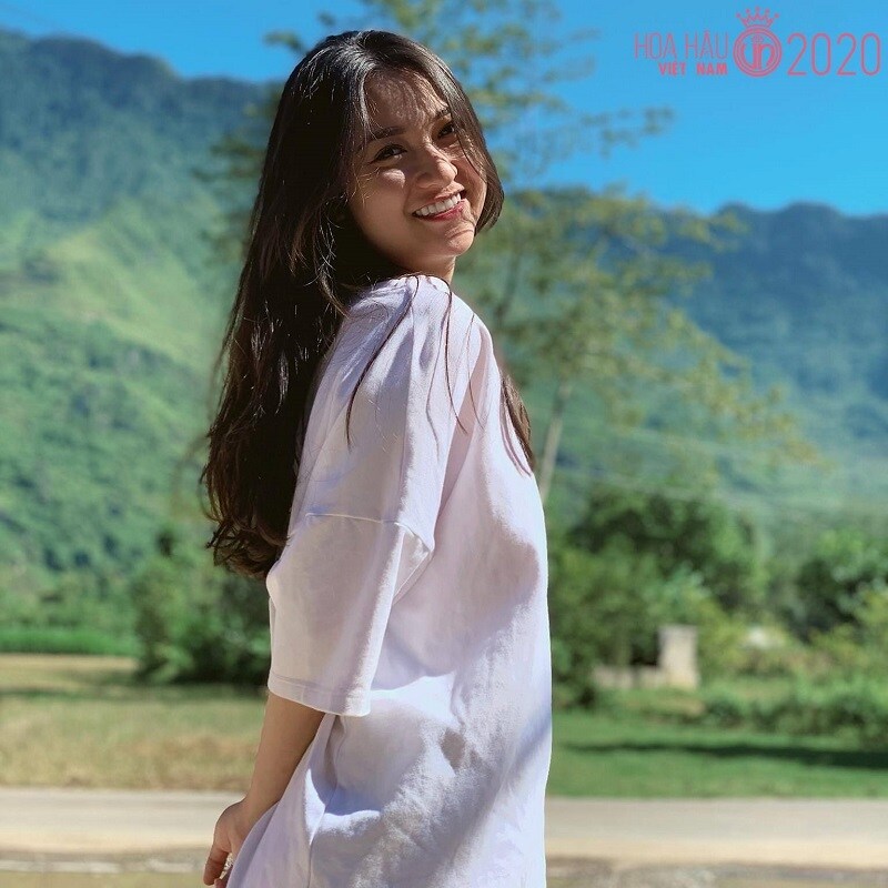 Ngay khi những hình ảnh của Vũ Thị Anh Thư được BTC Hoa hậu Việt Nam 2020 giới thiệu trong danh sách thí sinh đã lập tức gây chú ý