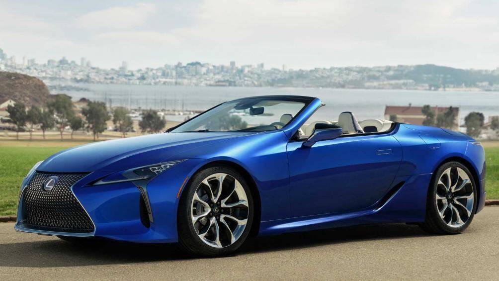 Mới đây, chiếc Lexus LC 500 Convertible được đấu giá tại Mỹ vào tháng 1 đã được bàn giao tới tay khách hàng