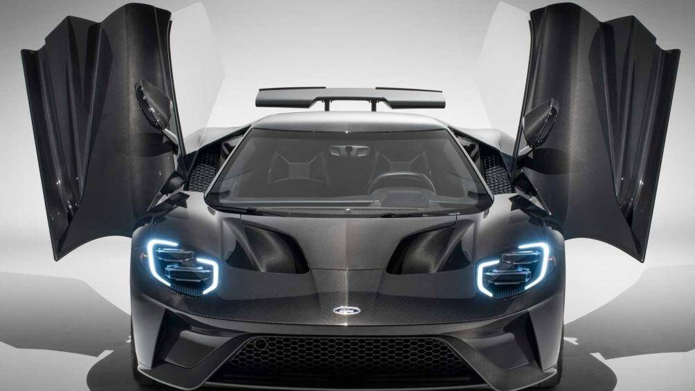 Mẫu xe này cho phép người ngồi sau vô lăng tận hưởng cảm giác lái tương tự trên xe đua chuyên nghiệp