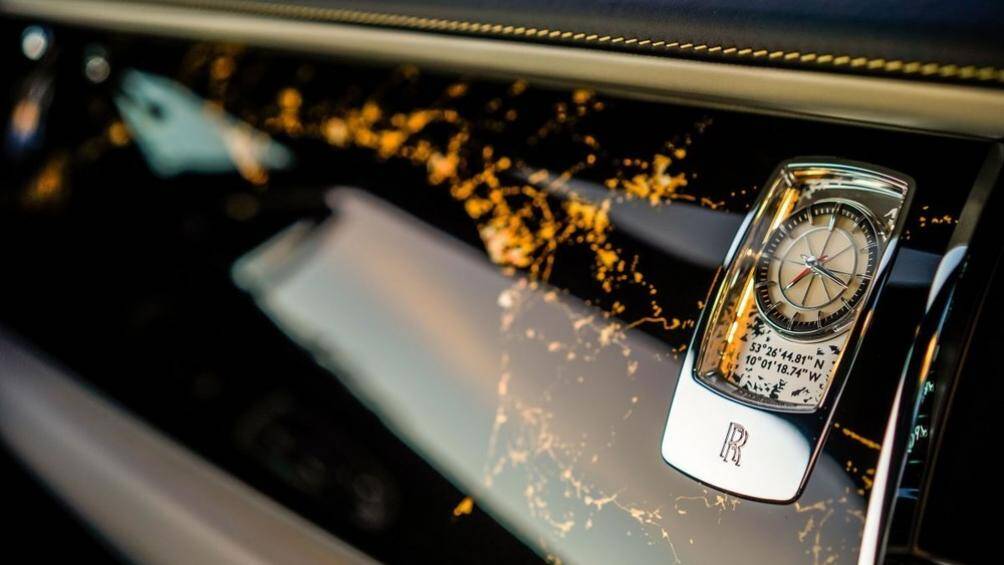 Đây không chỉ là thành tựu của riêng ngành hàng không thế giới mà Rolls-Royce cũng tự hào khi là đơn vị chế tạo động cơ cho chiếc máy bay cánh gỗ Vickers Vimy