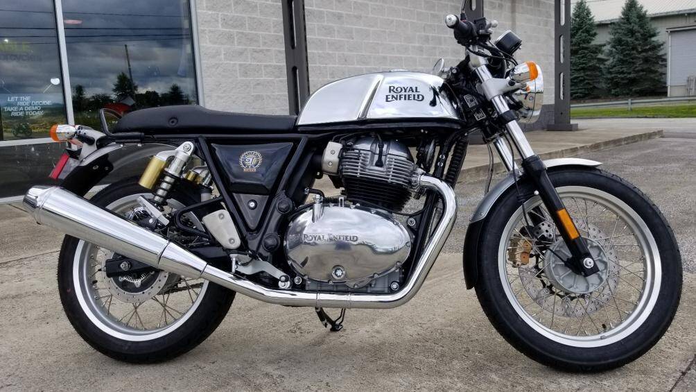 6. Royal Enfield Continental GT: Phiên bản cập nhật 648 cc mới nhất của mẫu xe này vô cùng mạnh mẽ và hiệu quả hơn lớp đàn anh trước đây