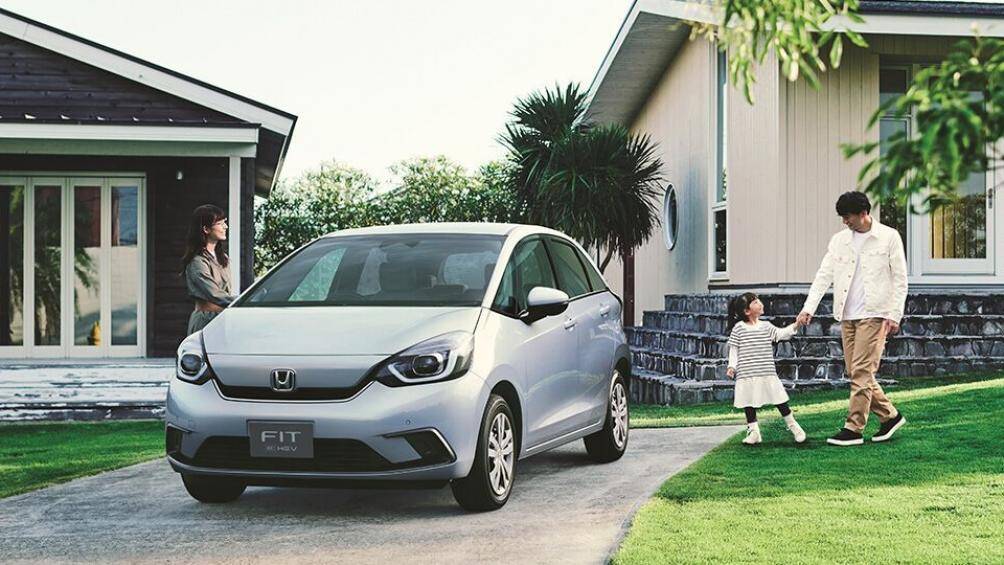 5. Honda Fit (doanh số: 9.213 chiếc)