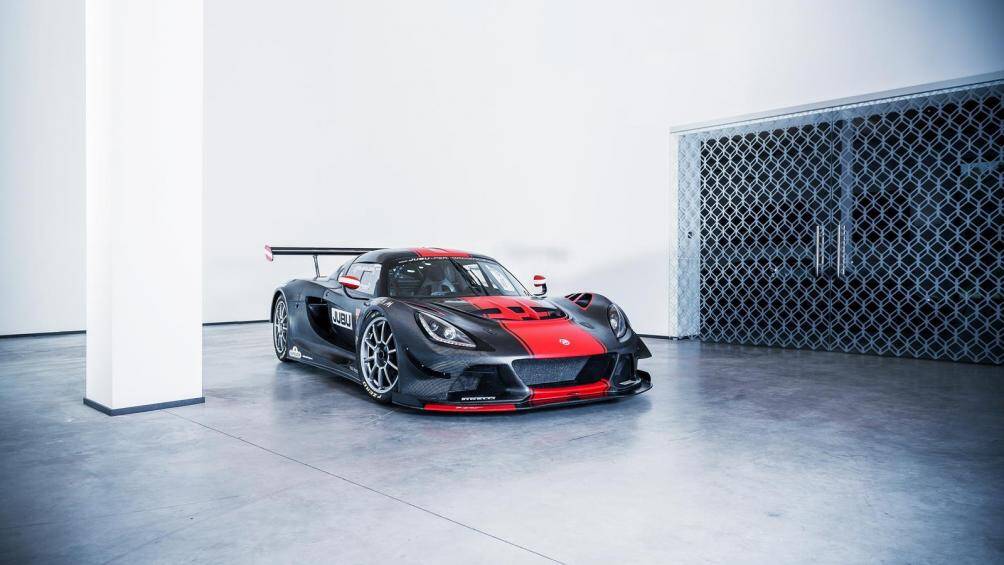 Tài xế có thể cài đặt số mã lực của xe từ 410 lên 610 bằng cách sử dụng một công tắc trong khoang lái, phiên bản đường phố có thể sản sinh tới 740 mã lực