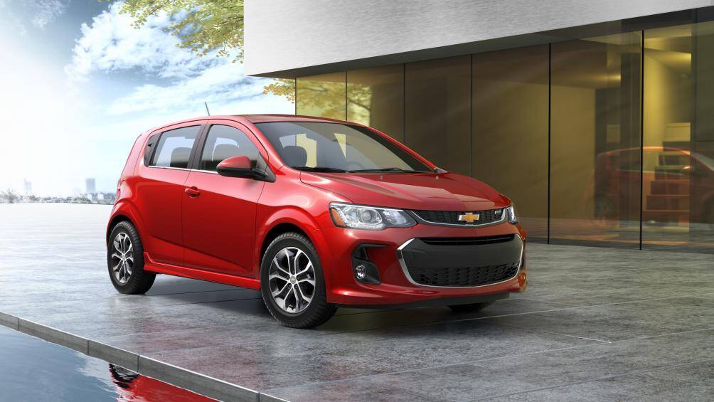 3. Chevrolet
Chevrolet có được thành công này nhờ 2 mẫu xe là Malibu và Sonic, ngoài ra còn những mẫu xe khác cũng bán khá chạy là Trax, Equinox, Blazer và Tahoe