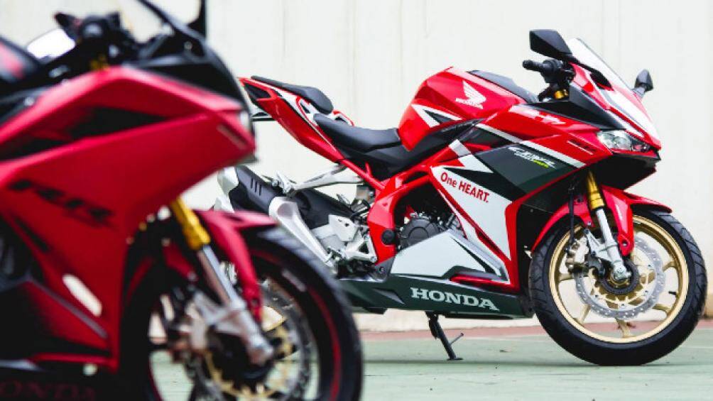 Những trang bị này sẽ giúp cho Honda CBR250RR SP 2021 vận hành trơn mượt, không làm gián đoạn hay giật cục khi sang số nhanh
