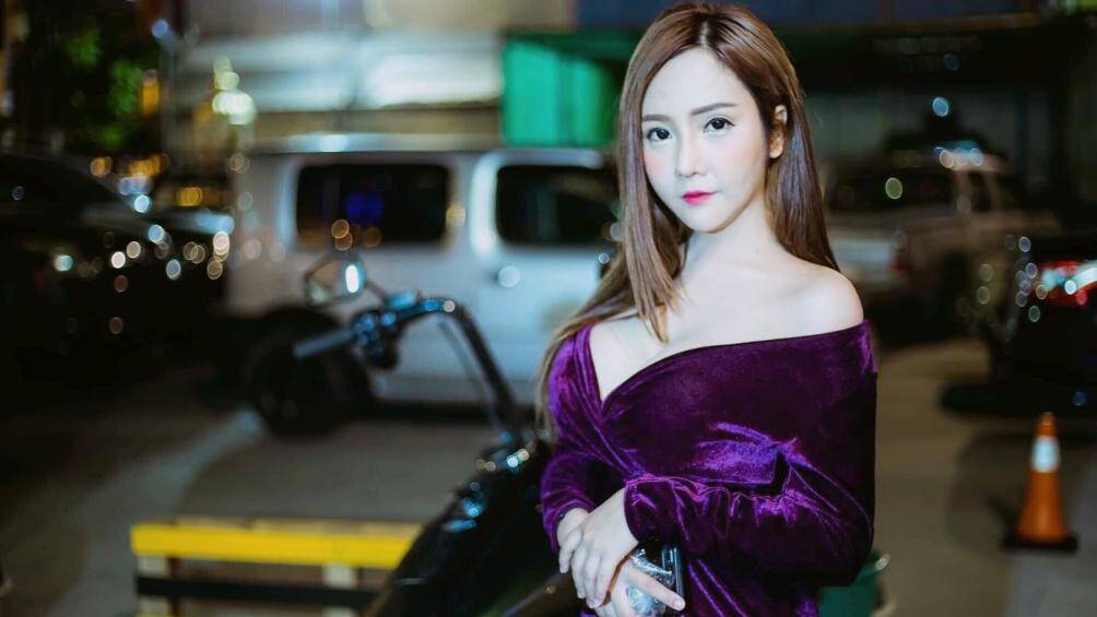 Ailada Sukkasame là một người mẫu nổi tiếng sinh ra và lớn lên tại Bangkok, Thái Lan